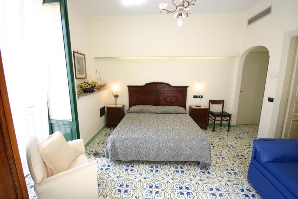 Sorrento Inn Guesthouse Oda fotoğraf